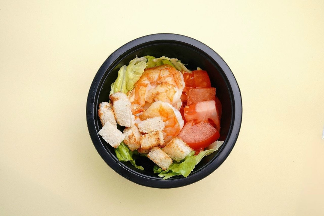 Фото Салат Цезарь с креветкой